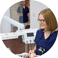 Zahnärztliche Voruntersuchung und Beratung für ein sicheres Bleaching in Minden bei Dr. Hampe.