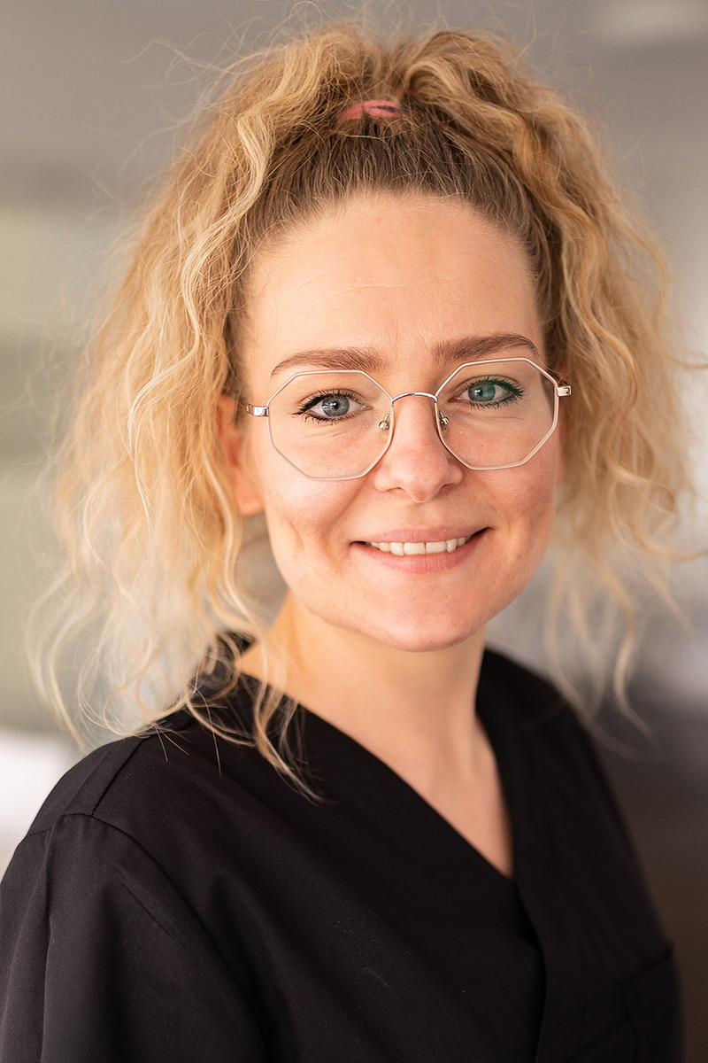 Ina Mucha - Stuhlassistenz Dr. Hampe & Kollegen Minden